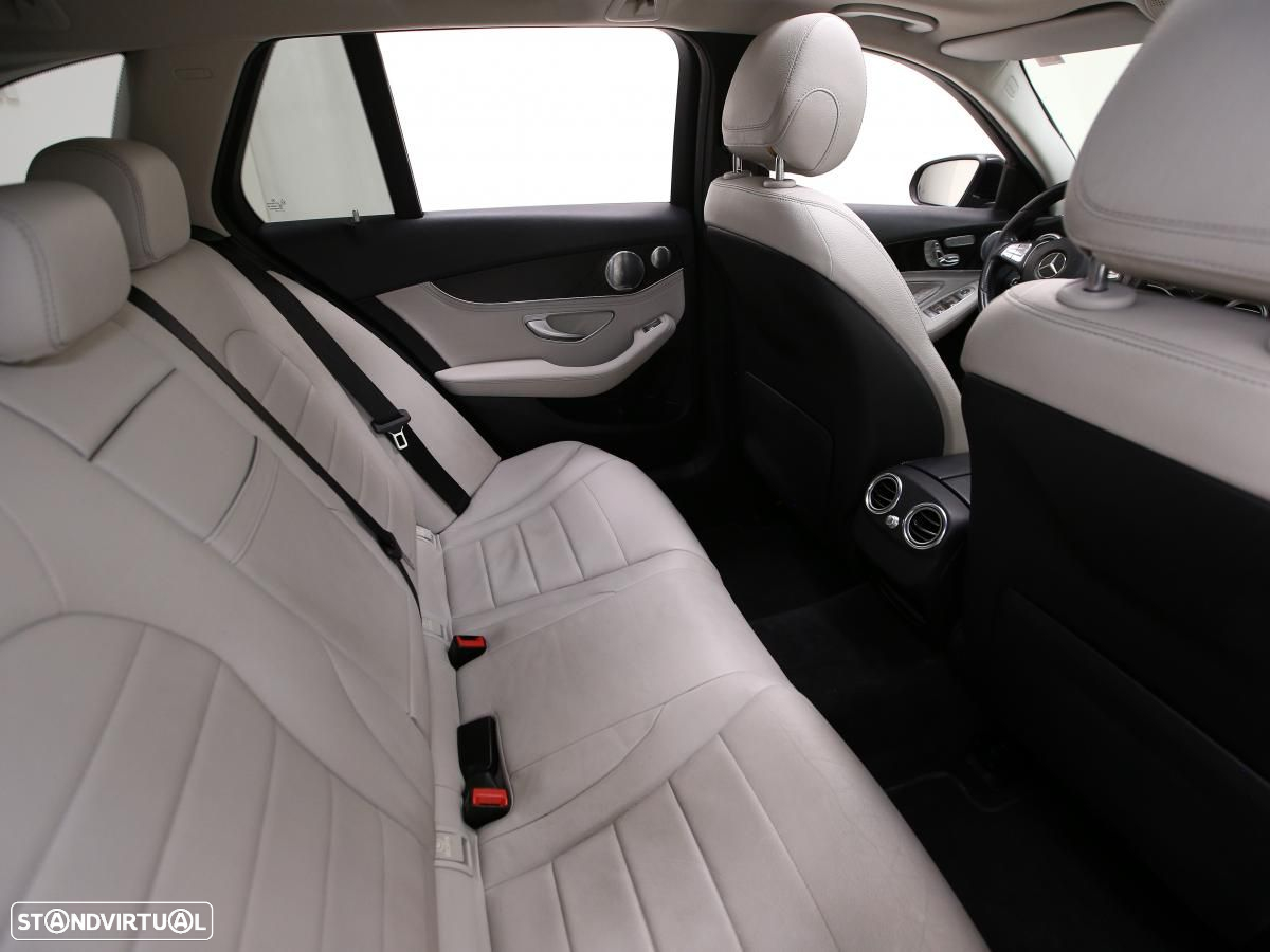 Mercedes-Benz C 250 - 12