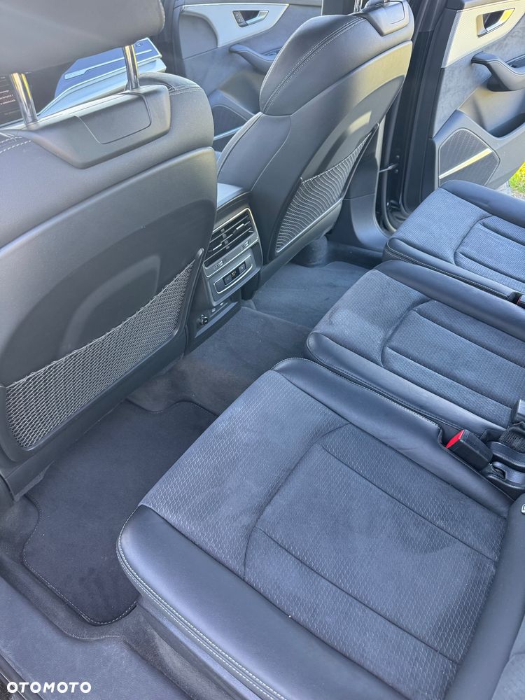 Audi Q7 55 TFSI e Quattro Tiptronic - 19