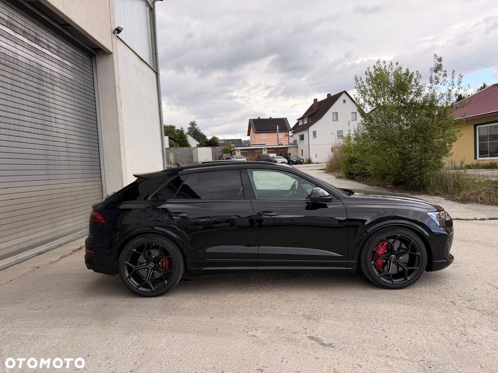 Audi RS Q8 TFSI quattro tiptronic Performance - 14