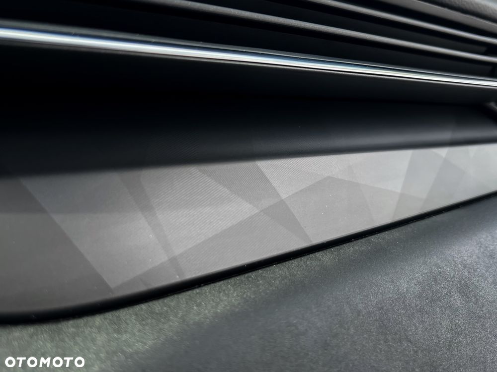 Lynk & Co 01 - 34