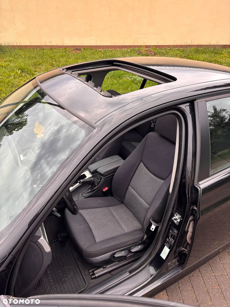 BMW Seria 3 318d - 13