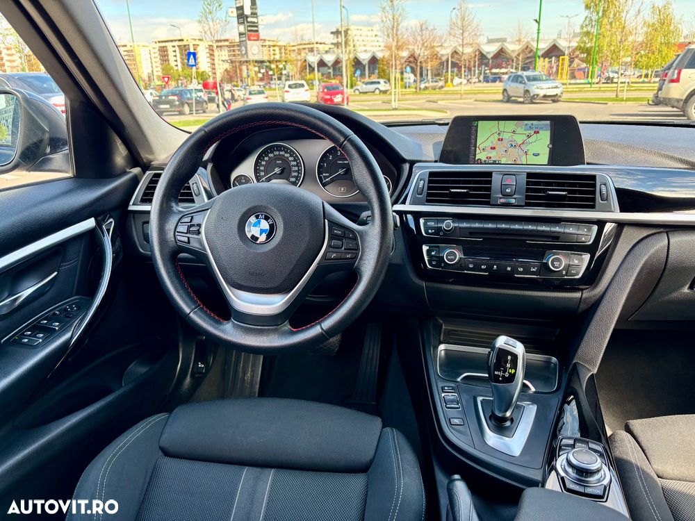 BMW Seria 3 318i Aut. Sport Line - 17