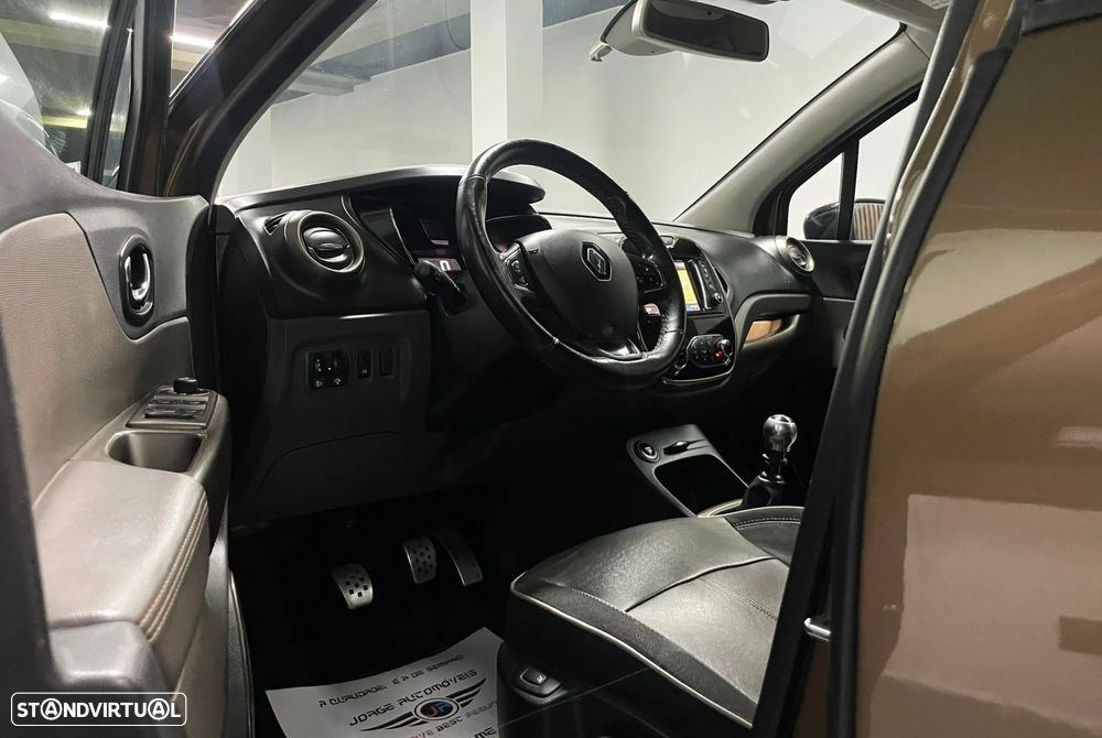 Renault Captur 1.5 dCi Exclusive - 21