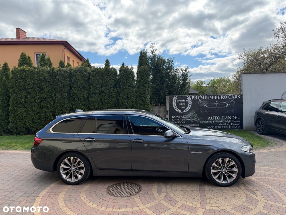 BMW Seria 5 525d xDrive Luxury Line - 2
