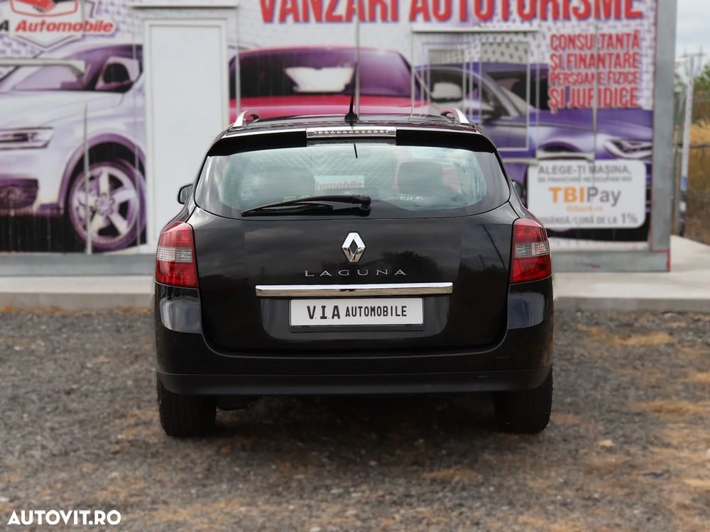 Renault Laguna dCi 110 FAP Limited - 17