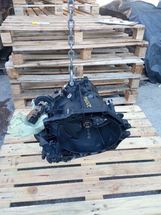 Caixa de velocidades Peugeot 207 1.6 Hdi REF: 20DP66 - 6