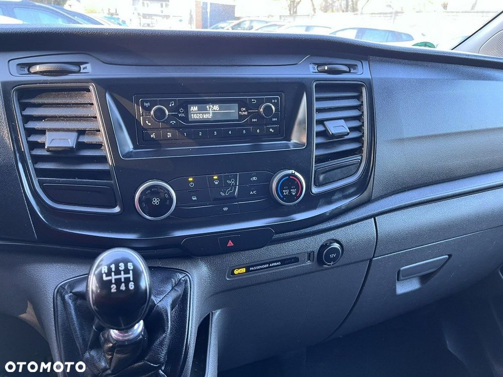 Ford Transit Custom - 13