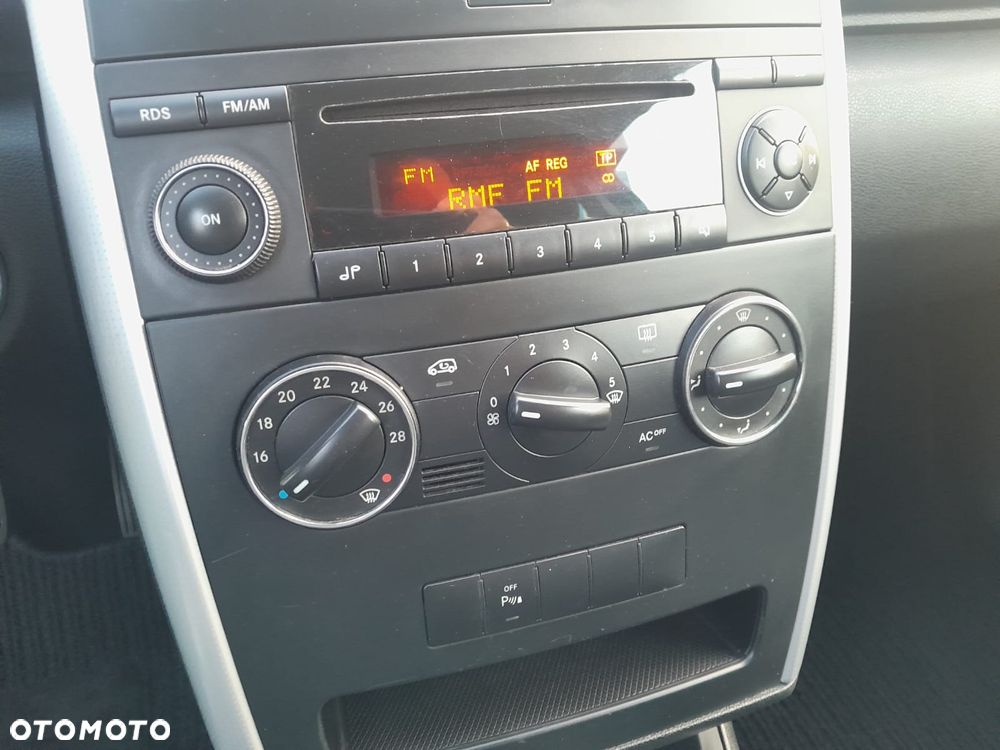 Mercedes-Benz Klasa A 170 Avantgarde - 12