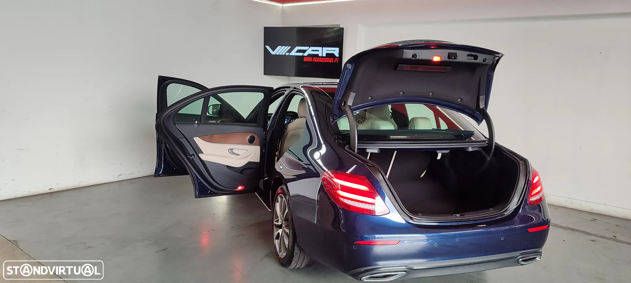 Mercedes-Benz E 300 - 8
