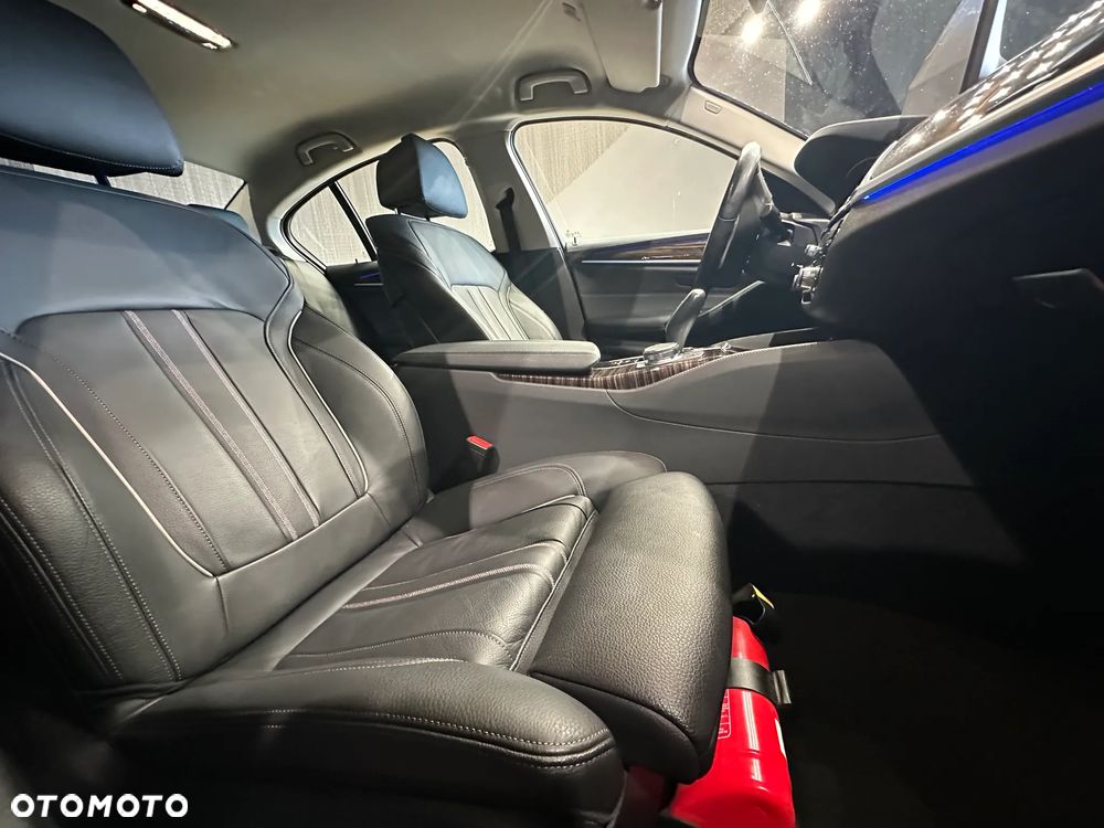 BMW Seria 5 520d xDrive MHEV Luxury Line - 11