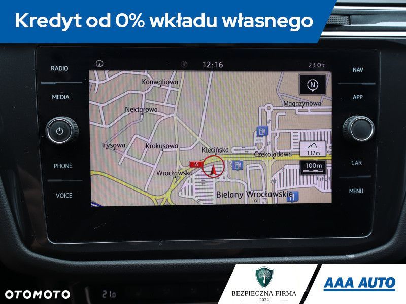 Volkswagen Tiguan - 13