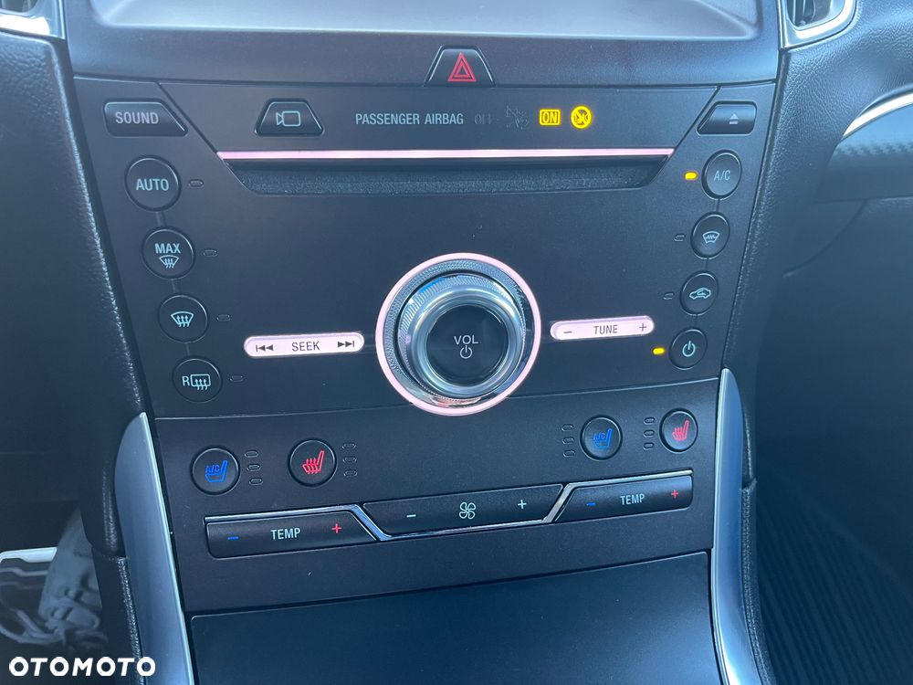 Ford Edge 2.0 EcoBlue Bi-Turbo 4x4 ST-LINE - 29