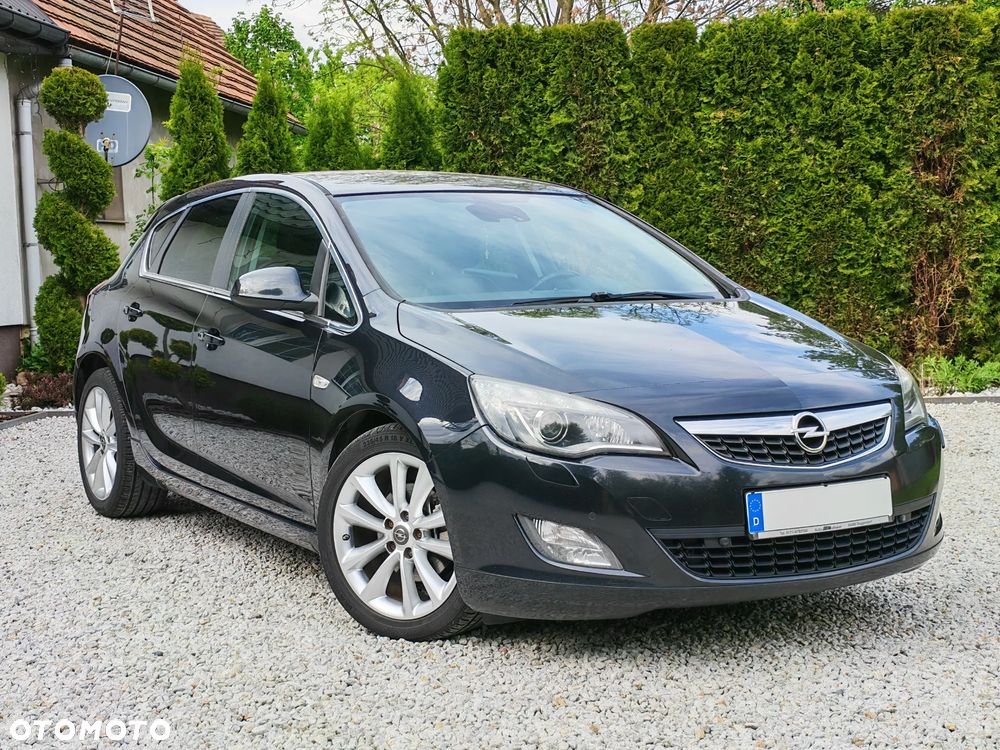 Opel Astra 2.0 CDTI DPF Automatik Innovation - 4