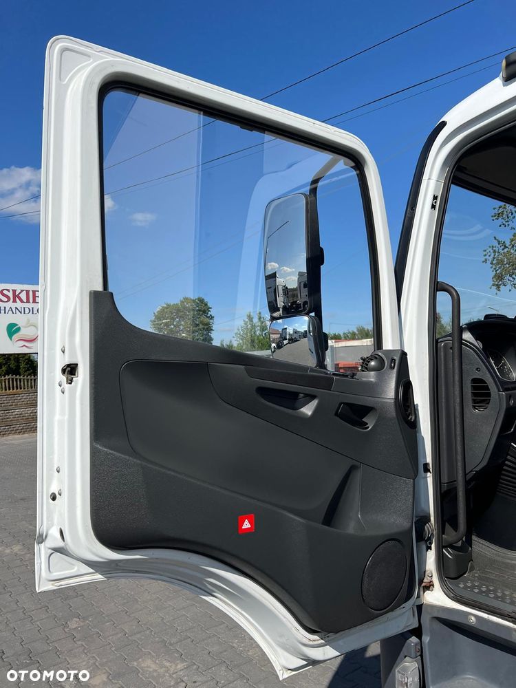 Mercedes-Benz Atego 1218 kontener winda mały Przebieg sprowadzony wron-pol - 40