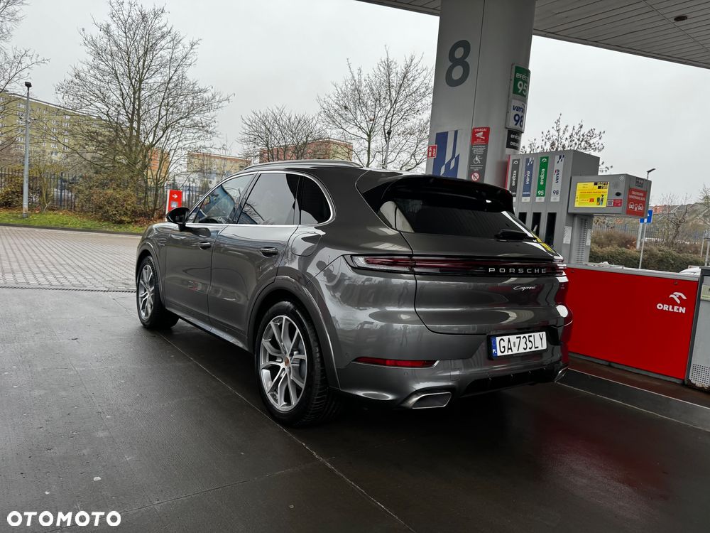 Porsche Cayenne - 14