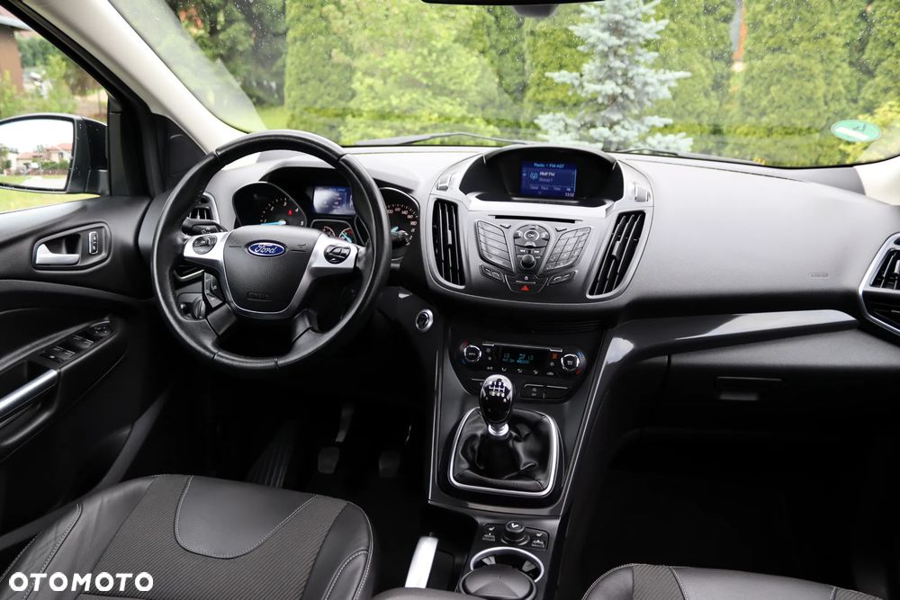 Ford Kuga 2.0 TDCi 4x4 Titanium - 23