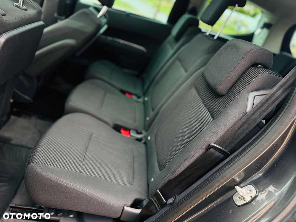 Peugeot 5008 1.6 e-HDi Active S&S 7os - 8