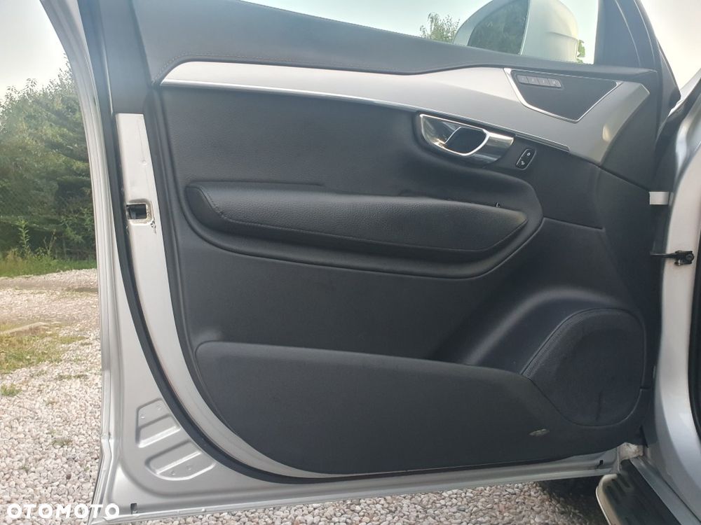 Volvo XC 90 D5 SCR AWD Inscription 7os - 6