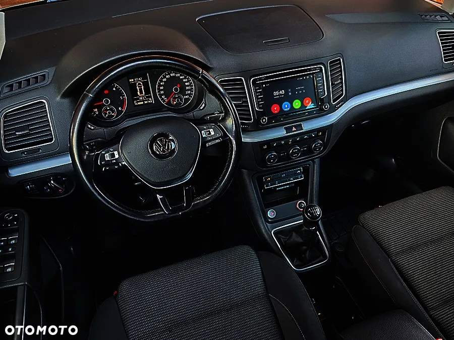 Volkswagen Sharan 2.0 TDI (BlueMotion Technology) Trendline - 20