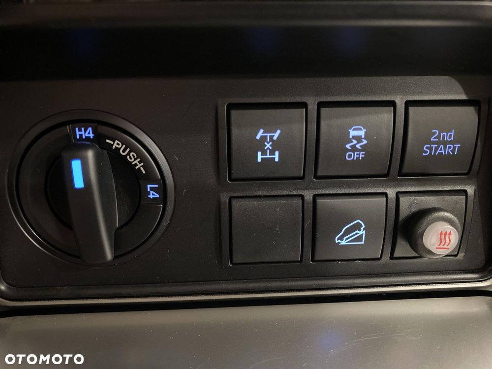 Toyota Land Cruiser LC 2.8 D-4D Prestige - 18