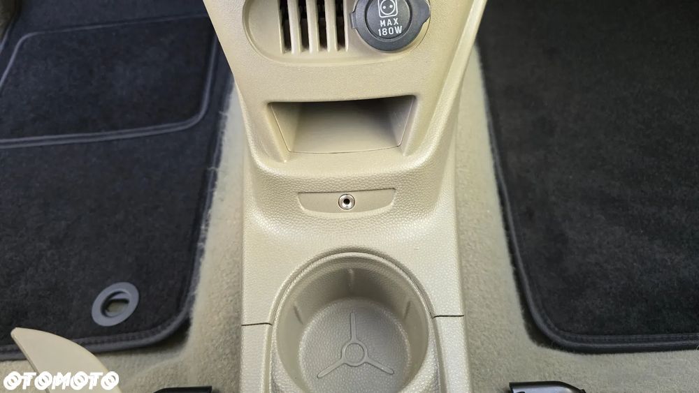 Ford KA - 20