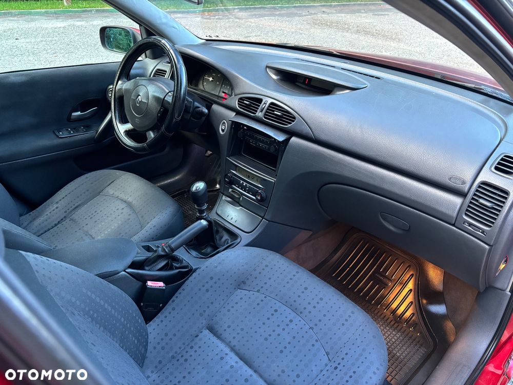 Renault Laguna - 9
