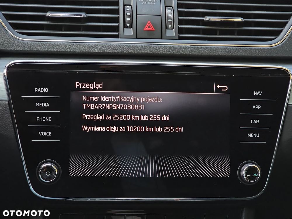 Skoda Superb 2.0 TDI SCR Ambition DSG - 30
