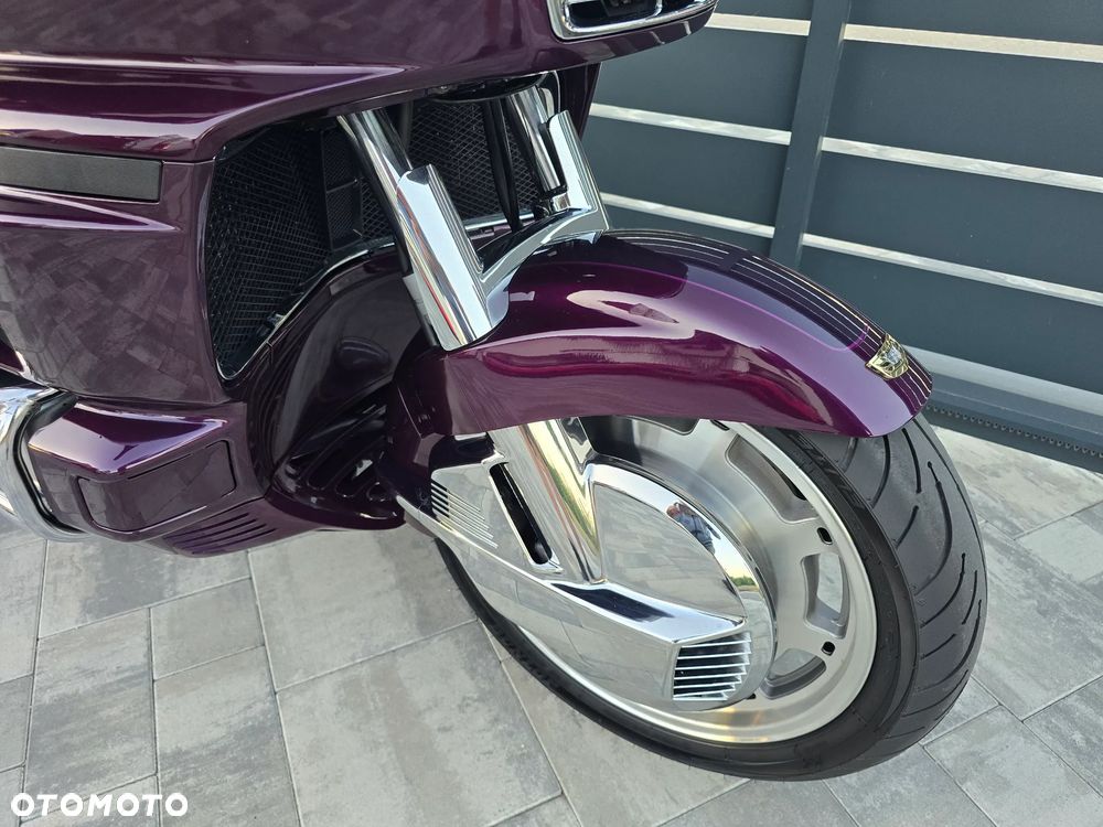 Honda GL - 10