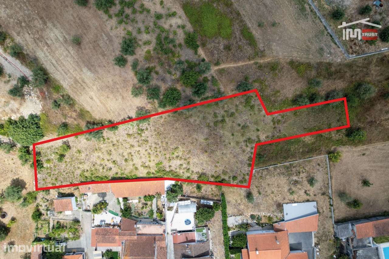 TERRENO COM 2033,85 m² EM ATOUGUIA - Grande imagem: 2/16