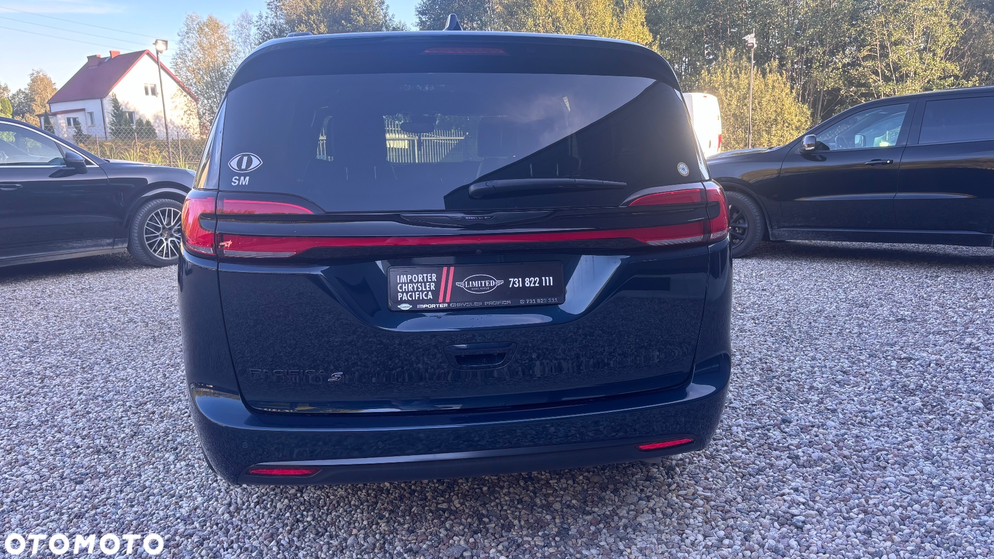 Chrysler Pacifica - 8