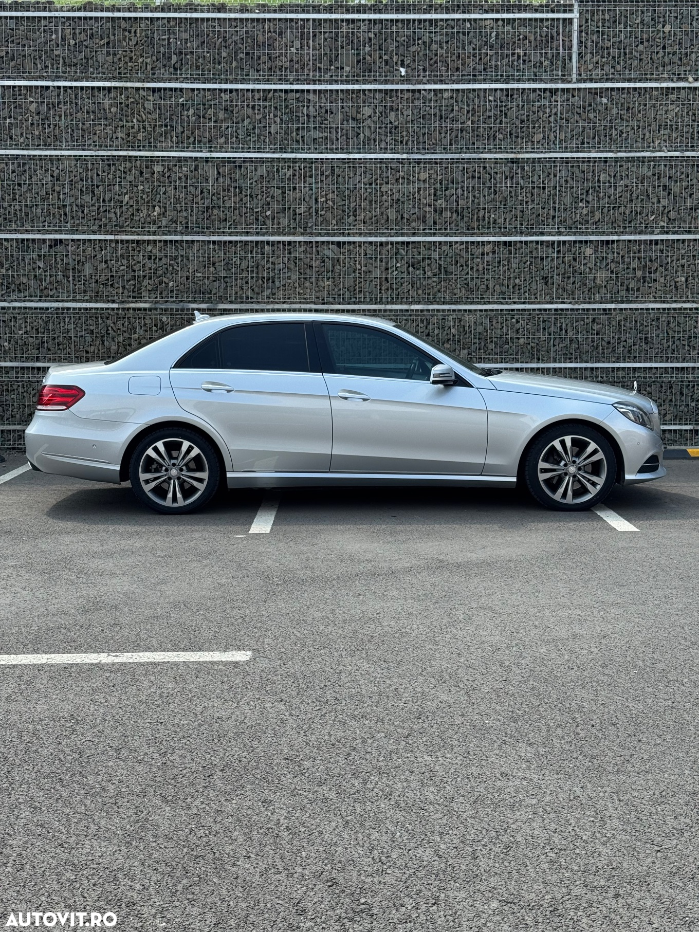 Mercedes-Benz E 300 T BlueTEC HYBRID 7G-TRONIC - 7