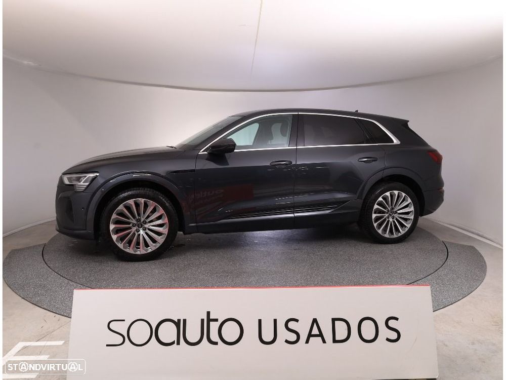 Audi Q8 e-Tron 55 quattro Advanced - 5