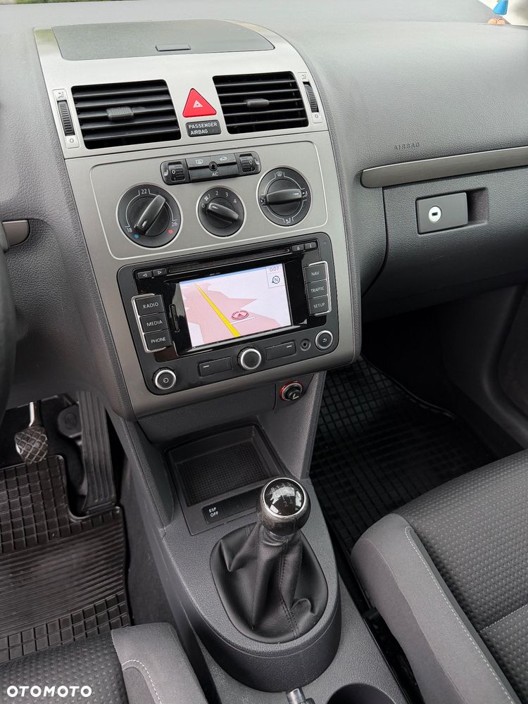 Volkswagen Touran 1.4 TSI Freestyle - 24
