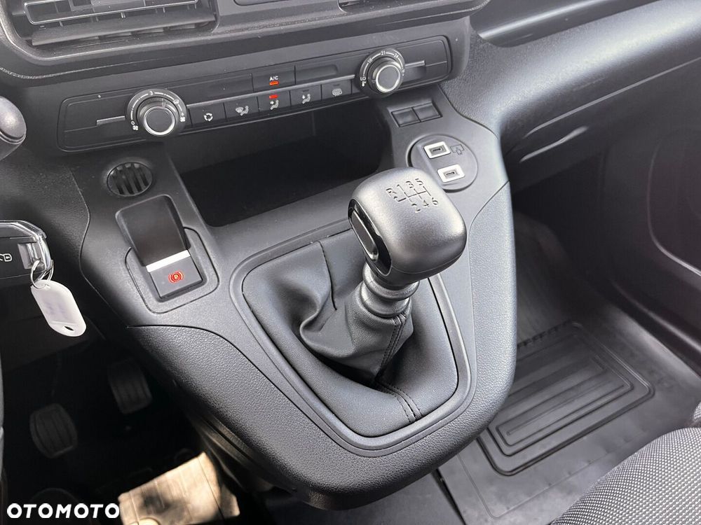 Toyota PROACE CITY - 16