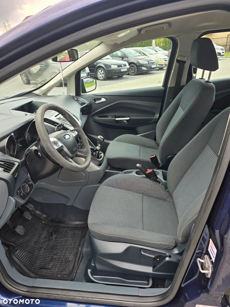 Ford Grand C-MAX - 13