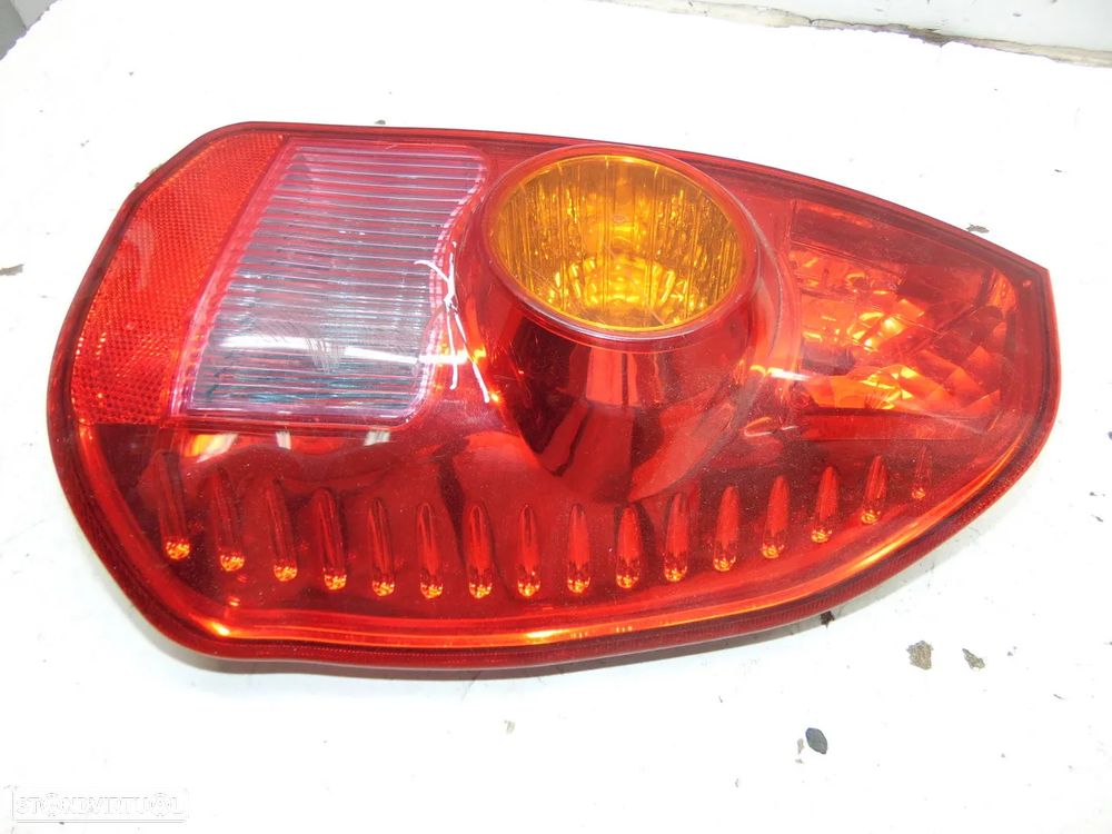 Mitsubishi Space star farolim - 5