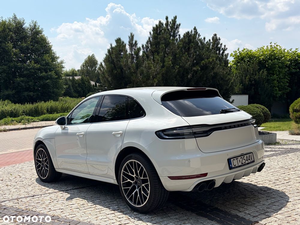 Porsche Macan - 4