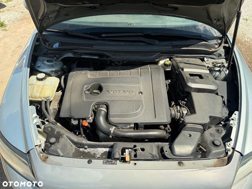 Volvo V50 1.6D - 25