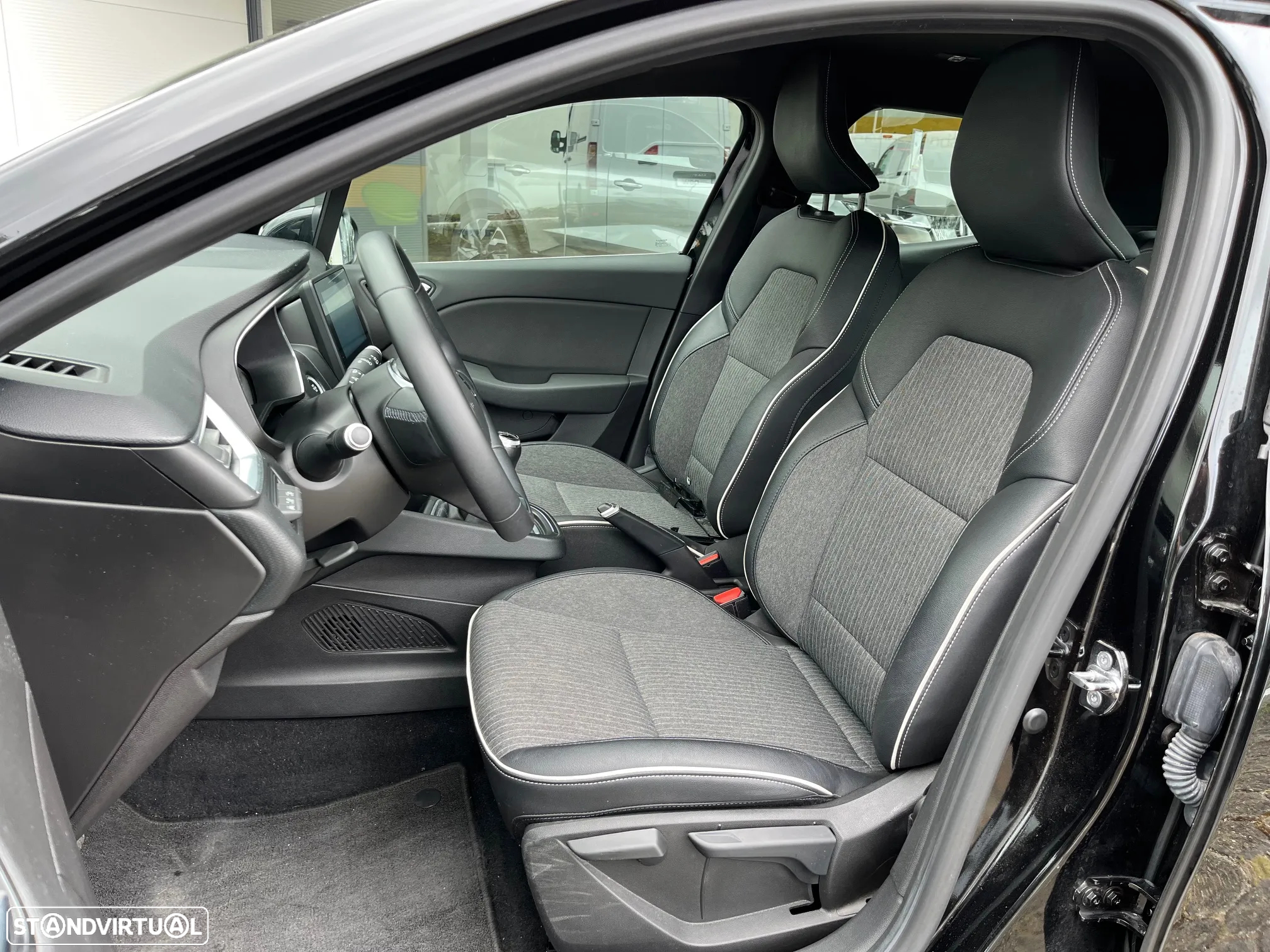 Renault Clio 1.0 TCe Exclusive - 5