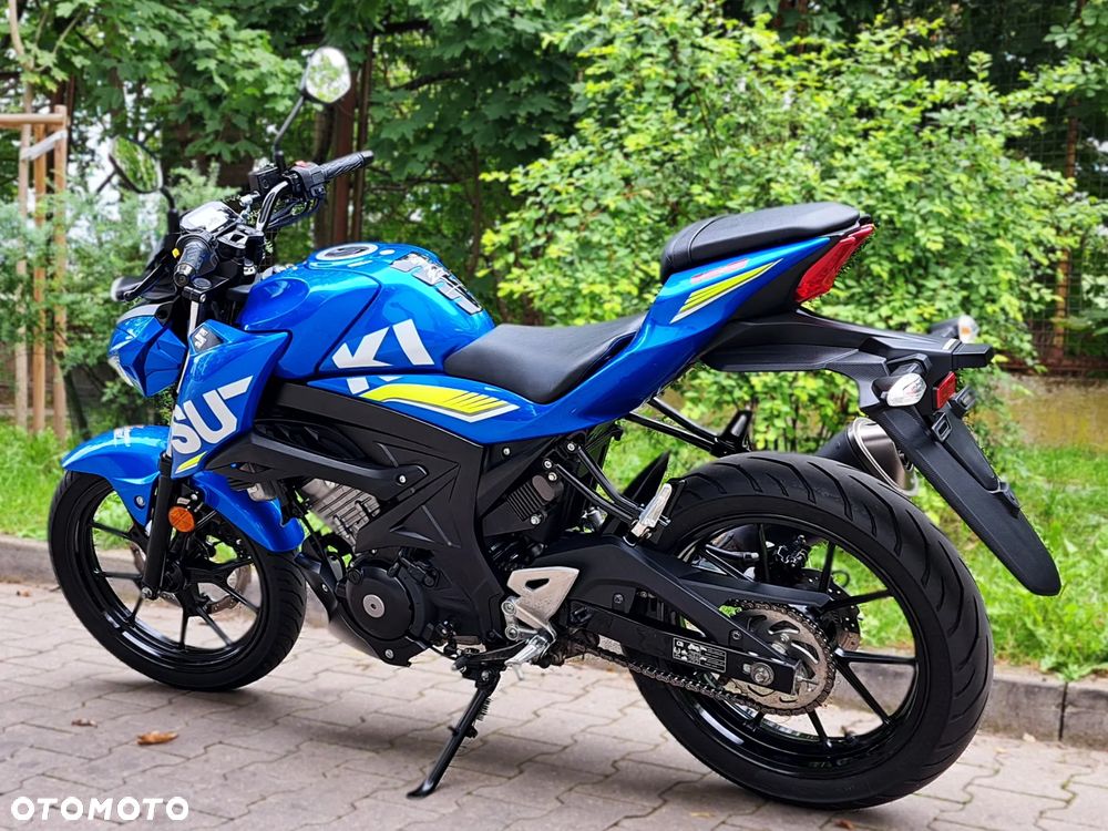 Suzuki GSX - 4