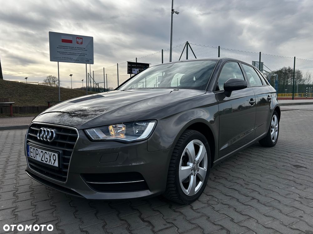Audi A3 Sportback 1.6 TDI Ambition S tronic - 1