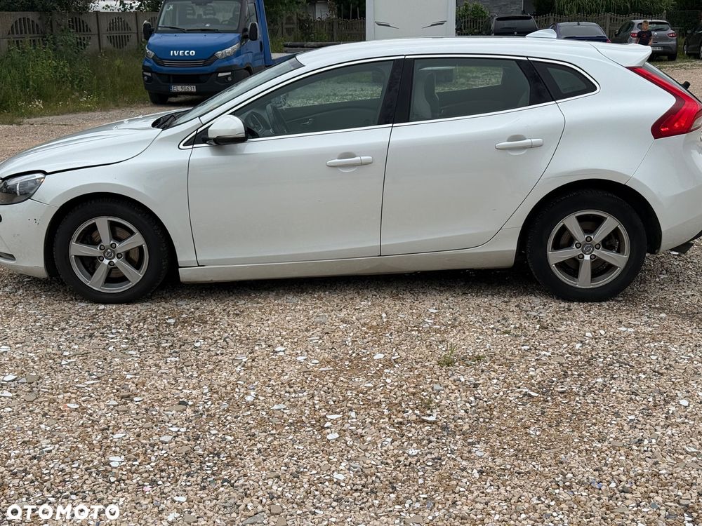 Volvo V40 T4 R-Design Summum - 8