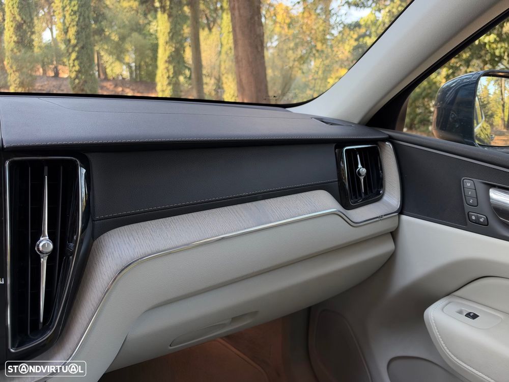Volvo XC 60 - 25