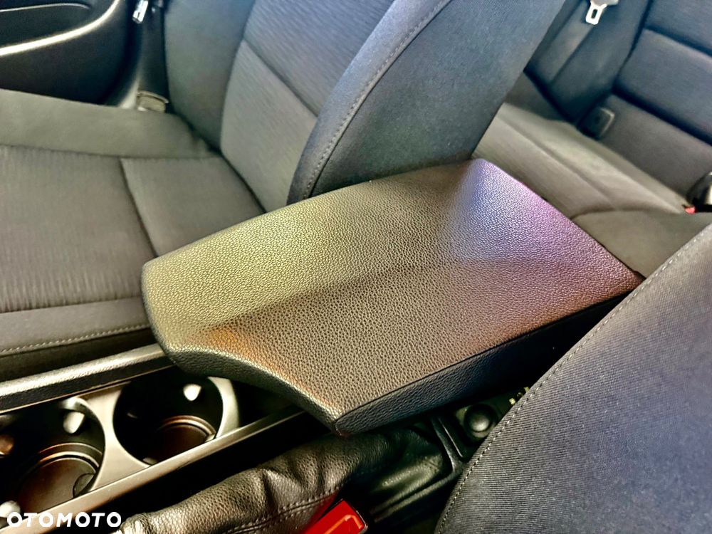 BMW Seria 1 - 26