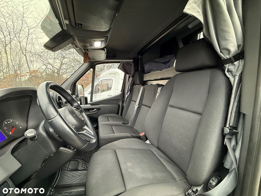 Mercedes-Benz Sprinter - 40