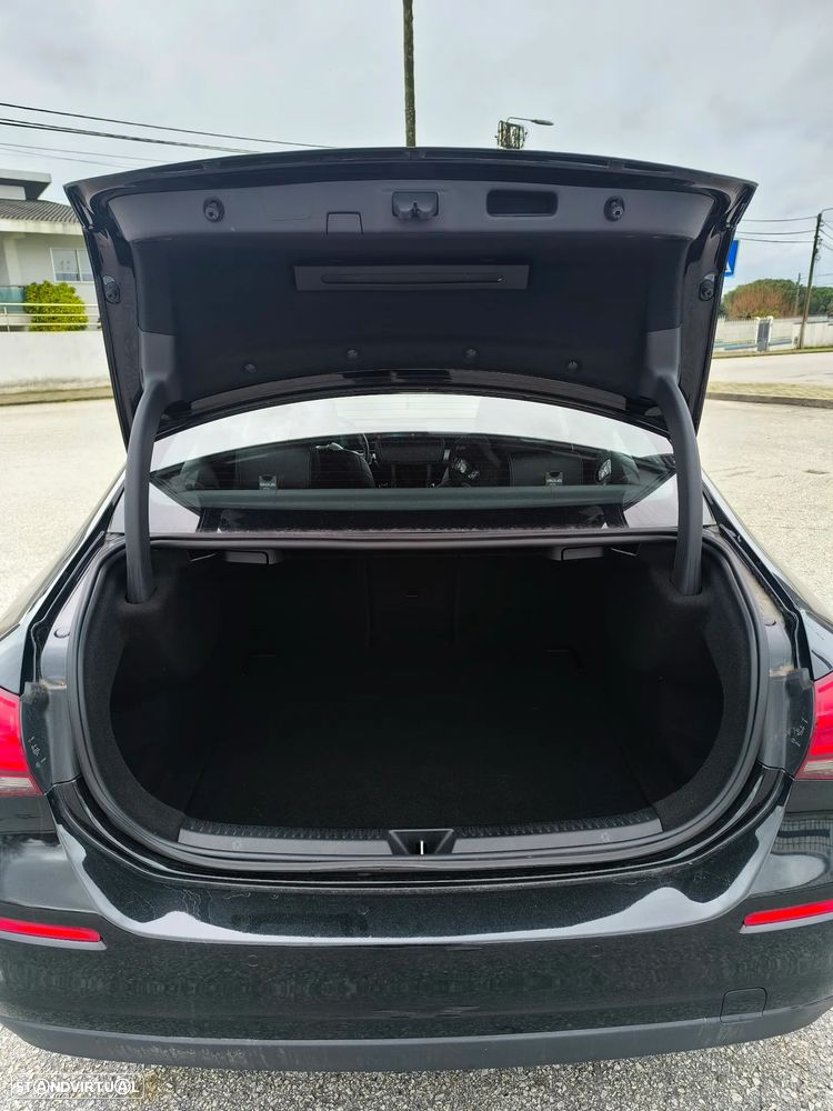 Mercedes-Benz A 180 Limousine d Progressive - 8