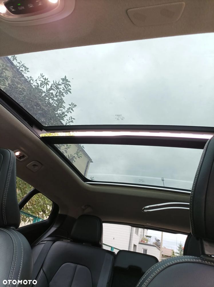 Volvo XC 40 D4 AWD Momentum - 19