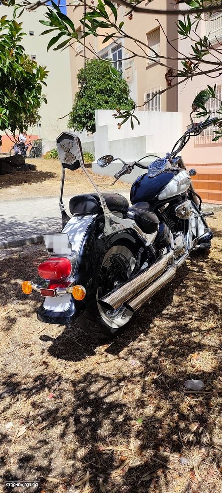 Suzuki Intruder VL 800 - 29