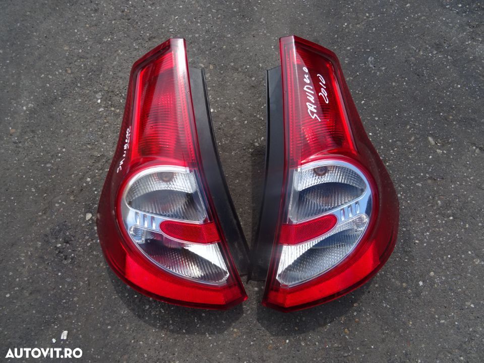 Vand Faruri Drepta-Stanga Dacia Sandero din 2010 Originale din Europa volan pe stanga, 150RON/BUC - 1