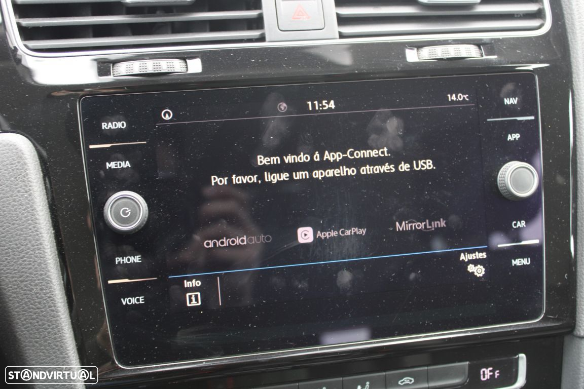 VW Golf Variant 1.6 TDi Highline - 21